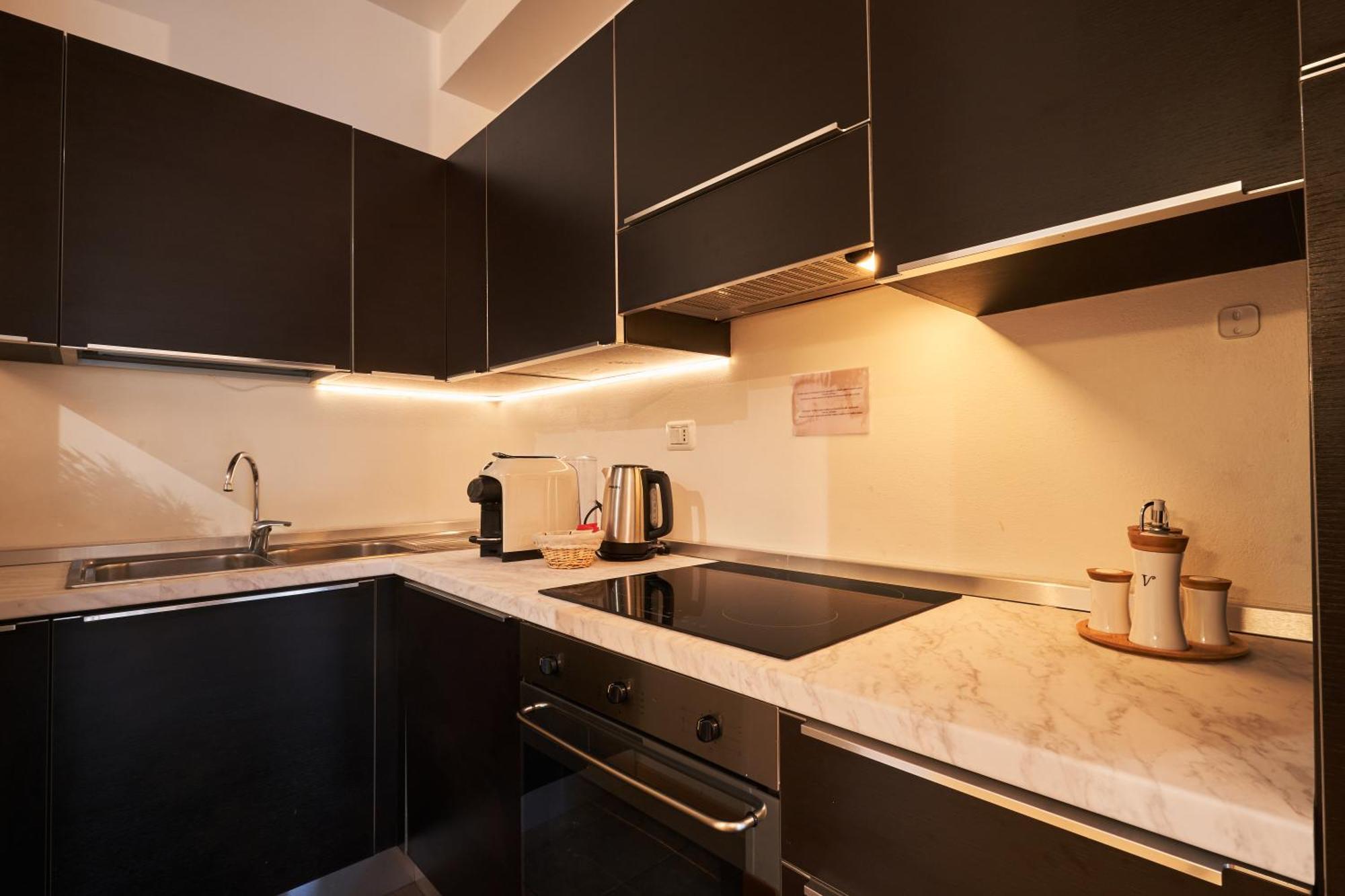 Gallery Suite The Turin Center Apartment 5 Floor, Free Garage, Big Terrace Buitenkant foto